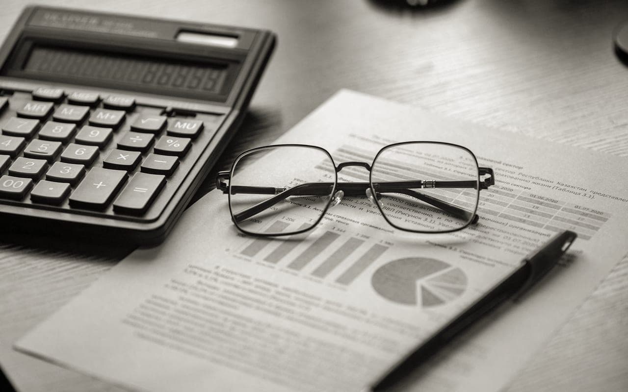 Sterling & Co CPA · La Jolla Fractional CFO — live screenshot